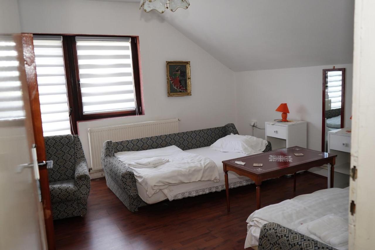 Appartement Etnobubi à Novi Sip Extérieur photo