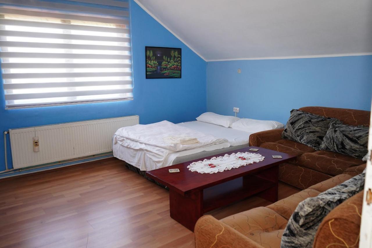 Appartement Etnobubi à Novi Sip Extérieur photo